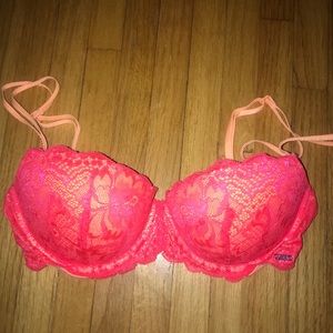 Victoria’s Secret PINK date push up